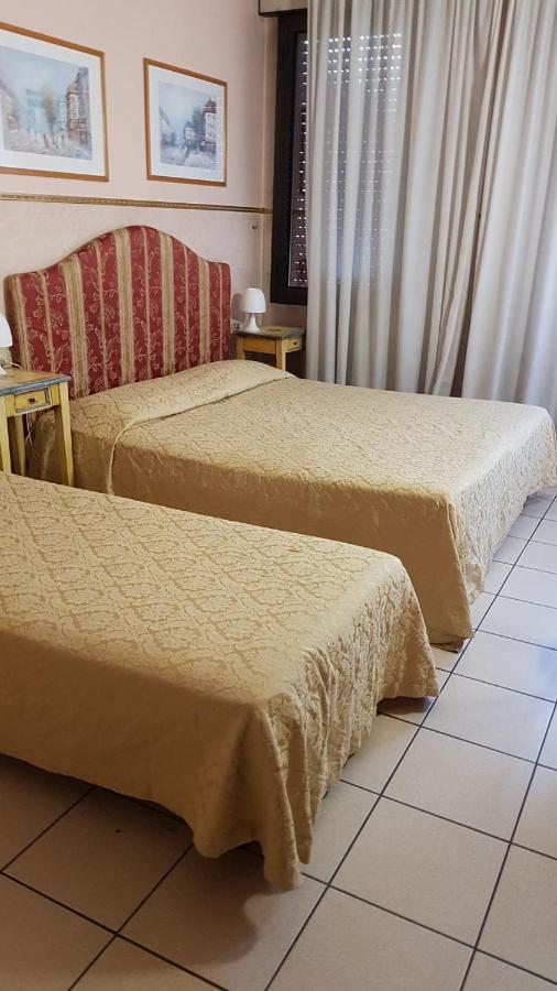 Hotel Ariston Mestre Esterno foto