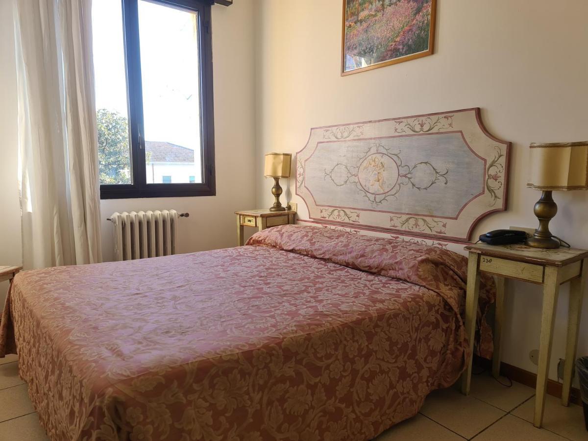 Hotel Ariston Mestre Esterno foto