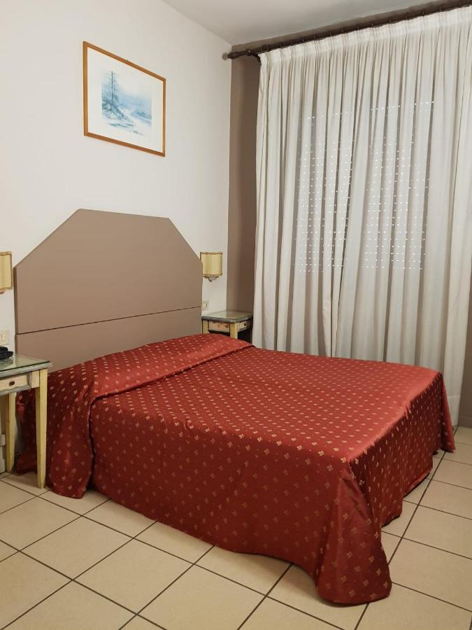 Hotel Ariston Mestre Esterno foto