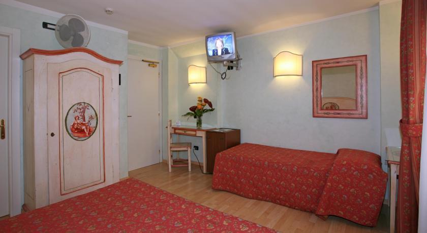 Hotel Ariston Mestre Esterno foto