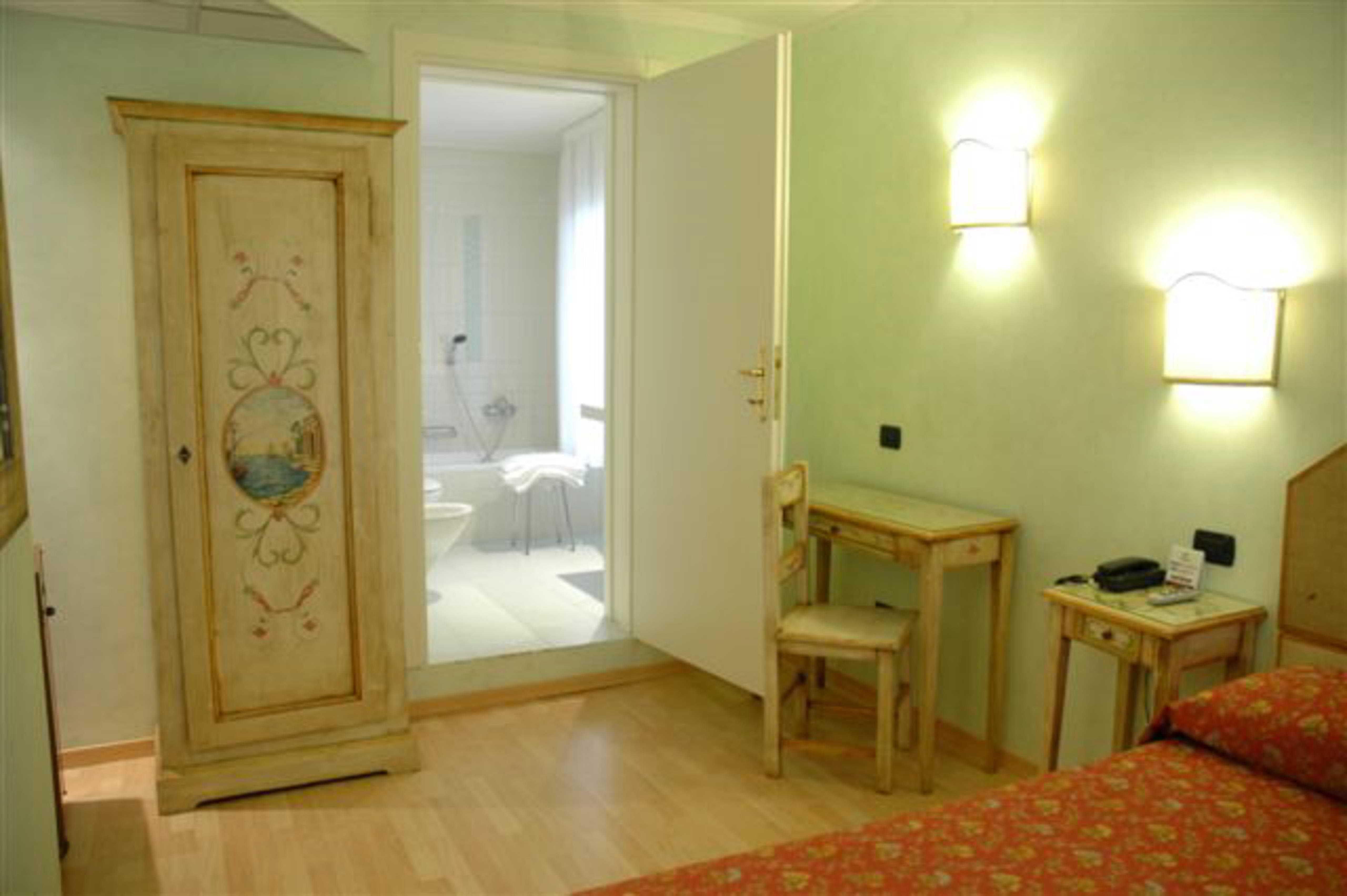 Hotel Ariston Mestre Esterno foto