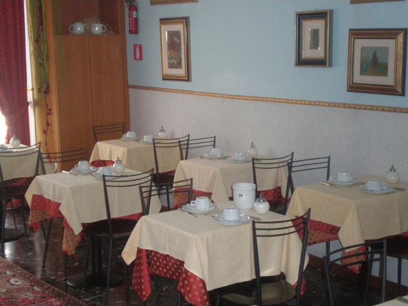 Hotel Ariston Mestre Esterno foto