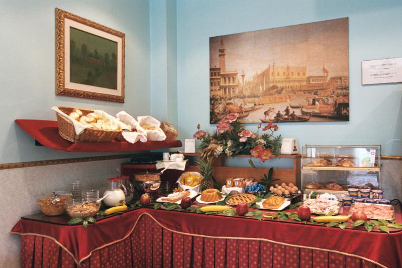 Hotel Ariston Mestre Esterno foto